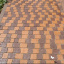 Тротуарна плитка Золотий Мандарин Креатив 60 мм коричневий на білому цементі Київ