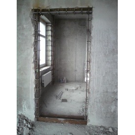 Демонтаж дверного проема в бетонной стене от 13 до 18 см