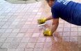 Очищення тротуарної плитки