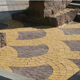Тротуарна плитка Золотий Мандарин Креатив 60 мм на білому цементі жовтий