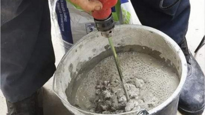 Как правильно развести цемент своими руками?