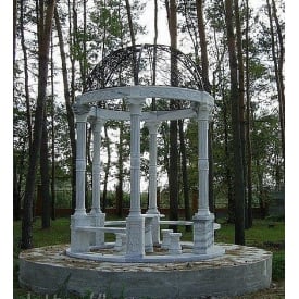 Беседка из мрамора