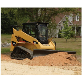 Планировка земли гусеничным бульдозером Caterpillar D5G XL