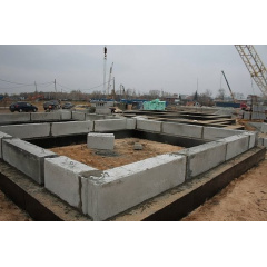 Будівництво фундаменту із бетонних блоків Київ