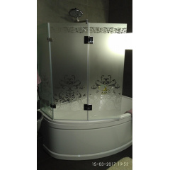 Скляна ширма для ванної кімнати під замовлення Київ