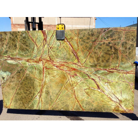 Мармур Bidasar Green Зелений з коричневими прожилками