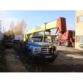 Розвантаження маніпулятором газоблоку