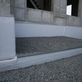 Пристрій гідроізоляції не експлуатованої баластної плоскої покрівлі