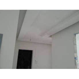 Шпаклювання стелі у котеджі