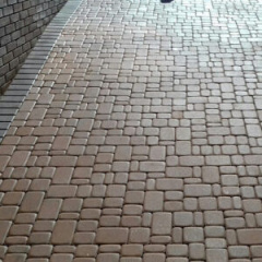 Тротуарна плитка Вавилон 5 5 см коричнева на сірому цементі Чернівці