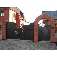 Кованые ворота закрытые асимметрические с калиткой Legran Вишневое