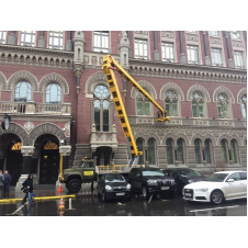 Автовышка локтевая АГП22