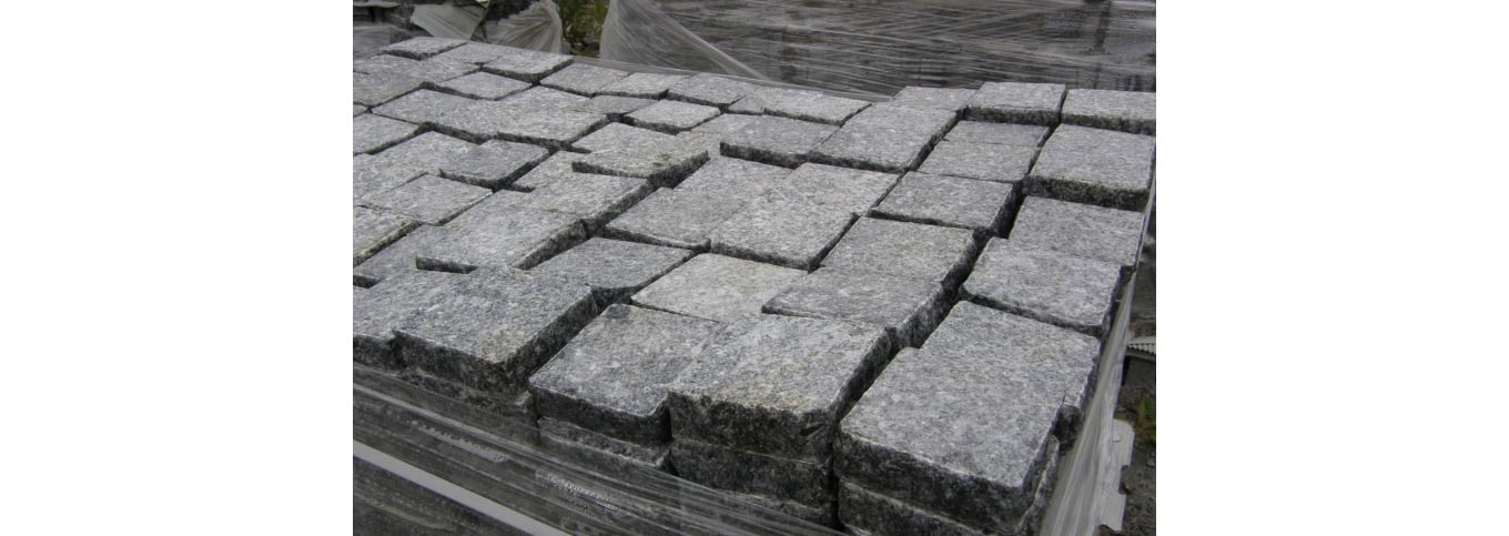 Французька бруківка з граніту