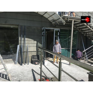 Входные алюминиевые двери от производителя в Киеве, алюминиевая дверь входной группы