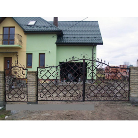 Ковані ворота ПП Брама Беатріс