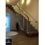 Изготовление деревянных лестниц в дом на больцах со стеклом вместо балясин Ивано-Франковск