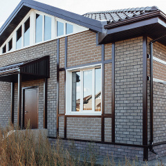 Фасадна плитка HAUBERK Сіро-бежева цегла Київ