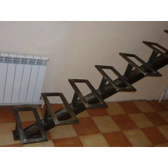 Изготовление металлокаркаса лестниц с черного металла труба 100х100 Киев
