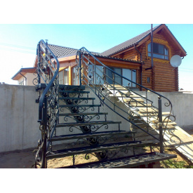 Ковані сходи з поручнями зовнішні Legran