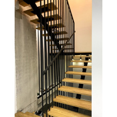 Лестницы металлические с косоуром, каркас металлических лестниц Legran Хмельник