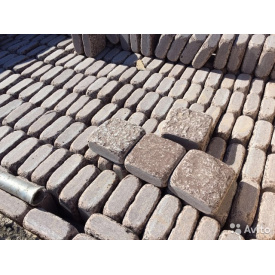 Бучардірована бруківка Лізняки