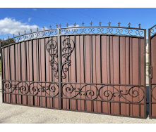Кованые ворота с профнастилом закрытыe с крепким каркасом оригинальные Legran