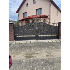 Ковані ворота масивні комбіновані з кованим візерунком Legran Тернопіль
