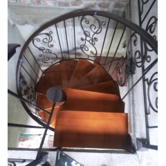 Винтовая лестница с прочным основанием Legran Черновцы