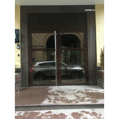 Вхідні алюмінієві двері для будинку від заводу-виробника у Києві Вараш
