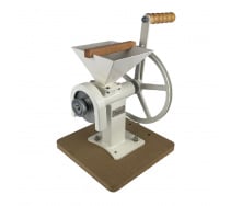 Ручний млин зі сталевими дисками Madalga Classico