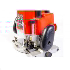 Машина фрезерная MPT PROFI 1950 Вт 5000-22000 об/мин 6-12 мм 65 мм Red (MRU1203) Сміла