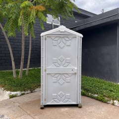 Пластиковая туалетная кабинка биотуалет с раковиной и умывальником 250 л Стандарт Чортков