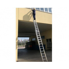 Трехсекционная лестница SVELT ARGANELLO от 3x14 до 3х18 ступеней Петрово