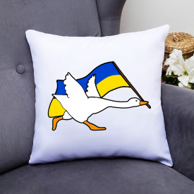 Подушка декоративная с принтом "Гусь с флагом Украины" Белый Кавун П000366