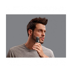 Машинка для стрижки + триммер Remington PG6030 Кропива