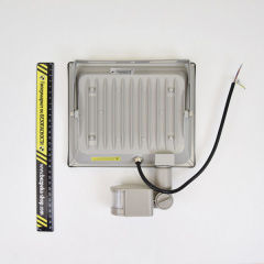 LED-прожектор Lightwell LW-50W-220PIR із датчиком руху Херсон