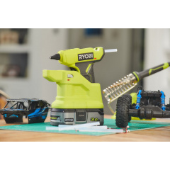 Клейовий пістолет акумуляторний RYOBI ONE+ RGLM18-0 для стрижнів 7 мм Івано-Франківськ