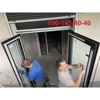 Якісні алюмінієві двері для вашого будинку від ТОВ Редвін Груп