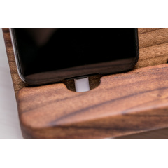 Деревянный органайзер для смартфона Apple ecoWalnut 210x170x170 мм Кропивницький