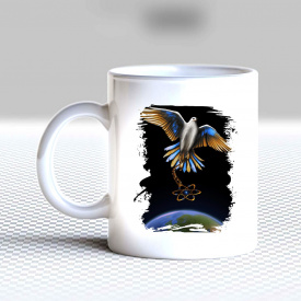 Кружка чашка белая с принтом "Голубь мира над планетой" Кавун