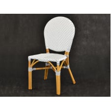 Обідній стілець плетений Cruzo Ліон з ротанга