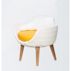 М'яке крісло на ніжках Cruzo Ай 75х75х66 см обіднє біле Львів