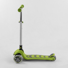 Самокат трехколесный Best Scooter складной алюминиевый руль, 4 колеса PU со светом Light green (102320) Черкассы