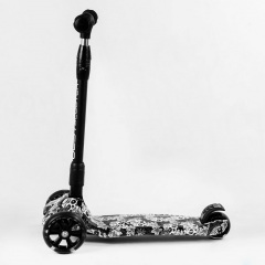 Самокат трехколесный Best Scooter MAXI складной колеса PU со светом Skulls and flowers 60 кг Разноцветный (105402) Покровск