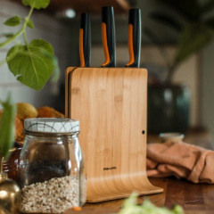 Набор кухонных ножей с бамбуковым блоком Fiskars Functional Form (1057553) Львів