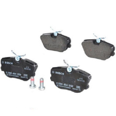 Тормозные колодки Bosch дисковые передние MB 190(W201) 0986494058 Киев