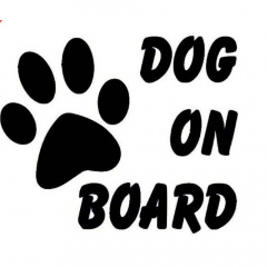 Наклейка в авто 3М Собака в машине 14х12 см Городок