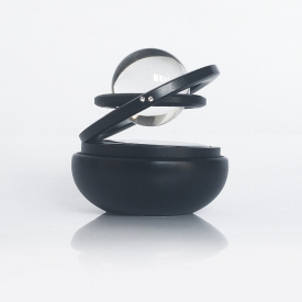 Ароматизатор в автомобиль Левитирующие кольца Галактика от солнечного света MIO + 1 сменный картридж Черный (050968)