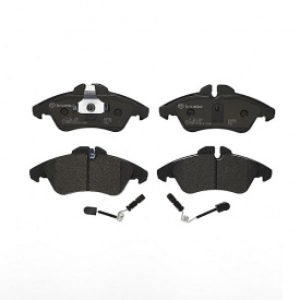 Тормозные колодки Bosch дисковые передние MERCEDES/VW Sprinter/Vito(638)/LT F 0986494504