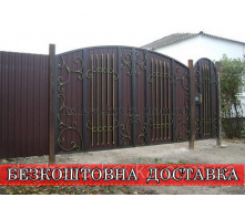 Ворота из элементами ковки из профнастила